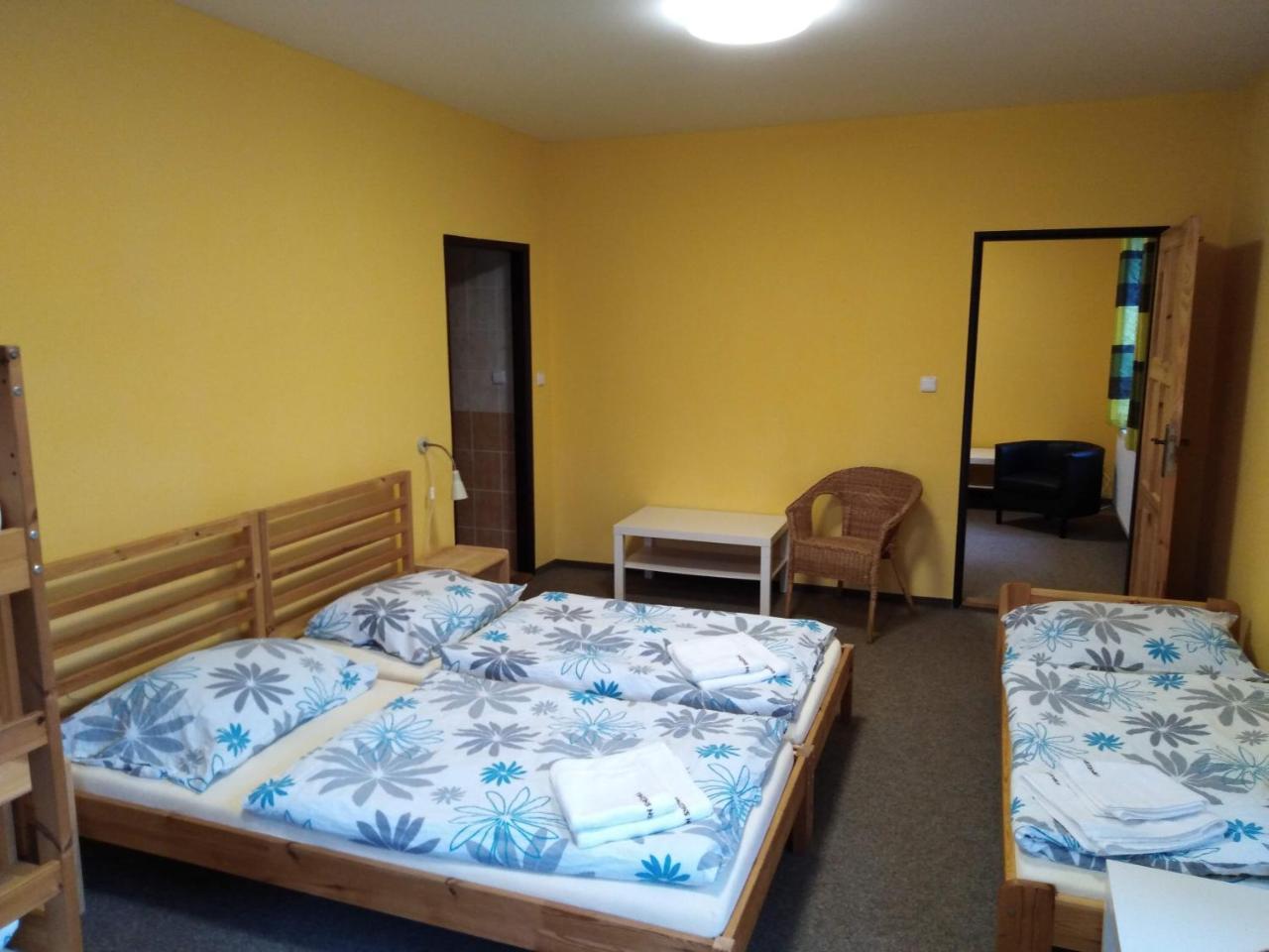 Penzion Snezenka Jiretin pod Bukovou Bagian luar foto