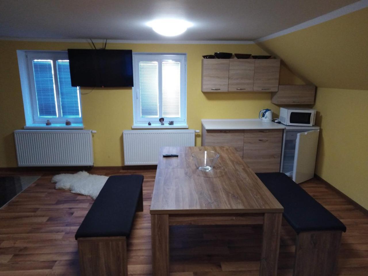 Penzion Snezenka Jiretin pod Bukovou Bagian luar foto