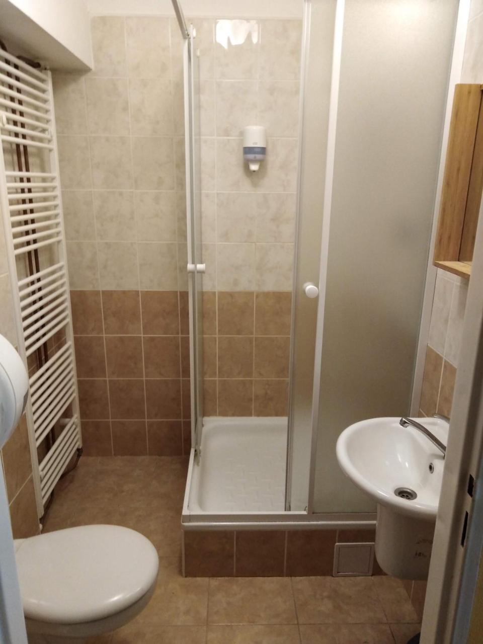 Penzion Snezenka Jiretin pod Bukovou Bagian luar foto