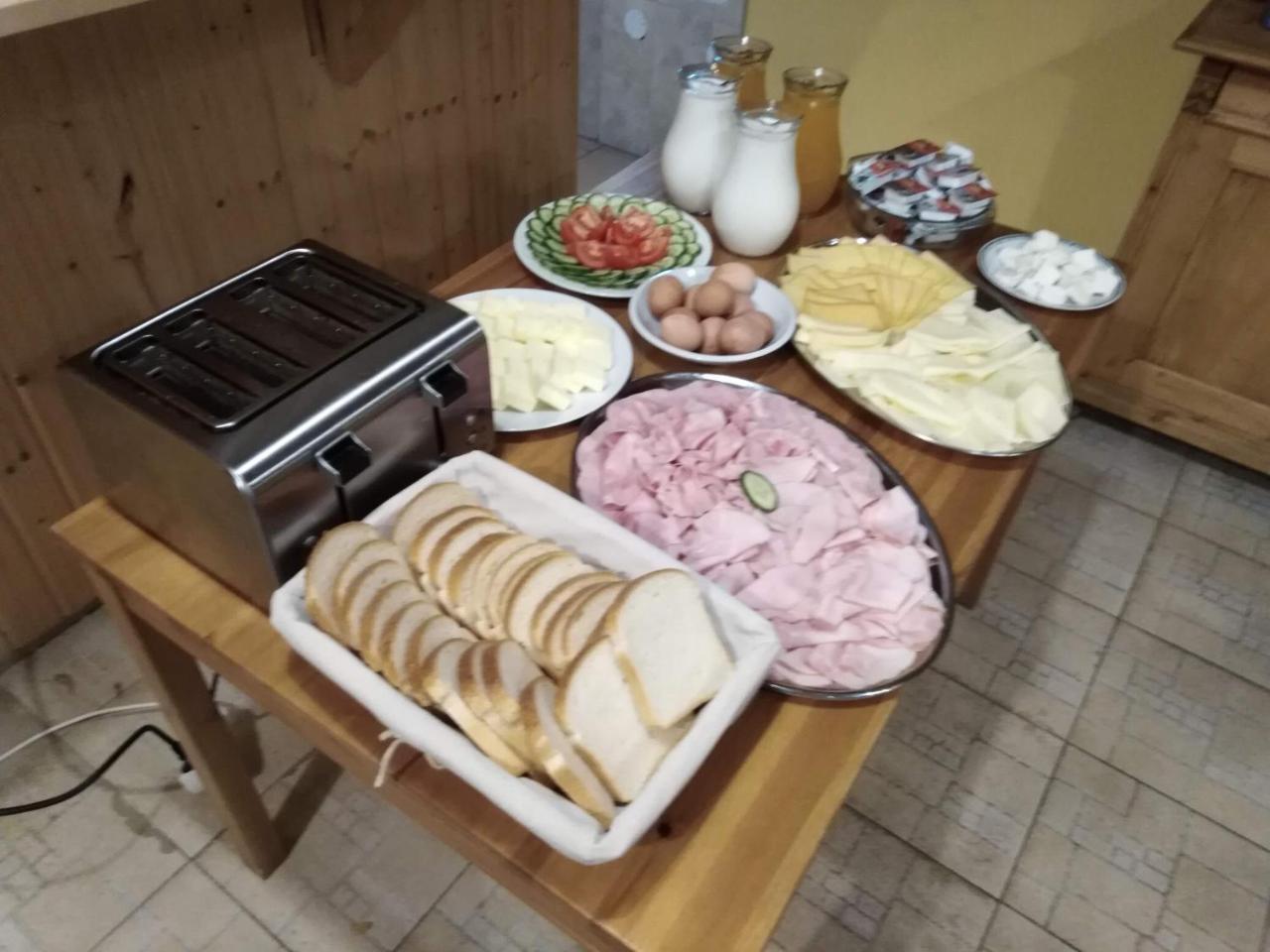 Penzion Snezenka Jiretin pod Bukovou Bagian luar foto