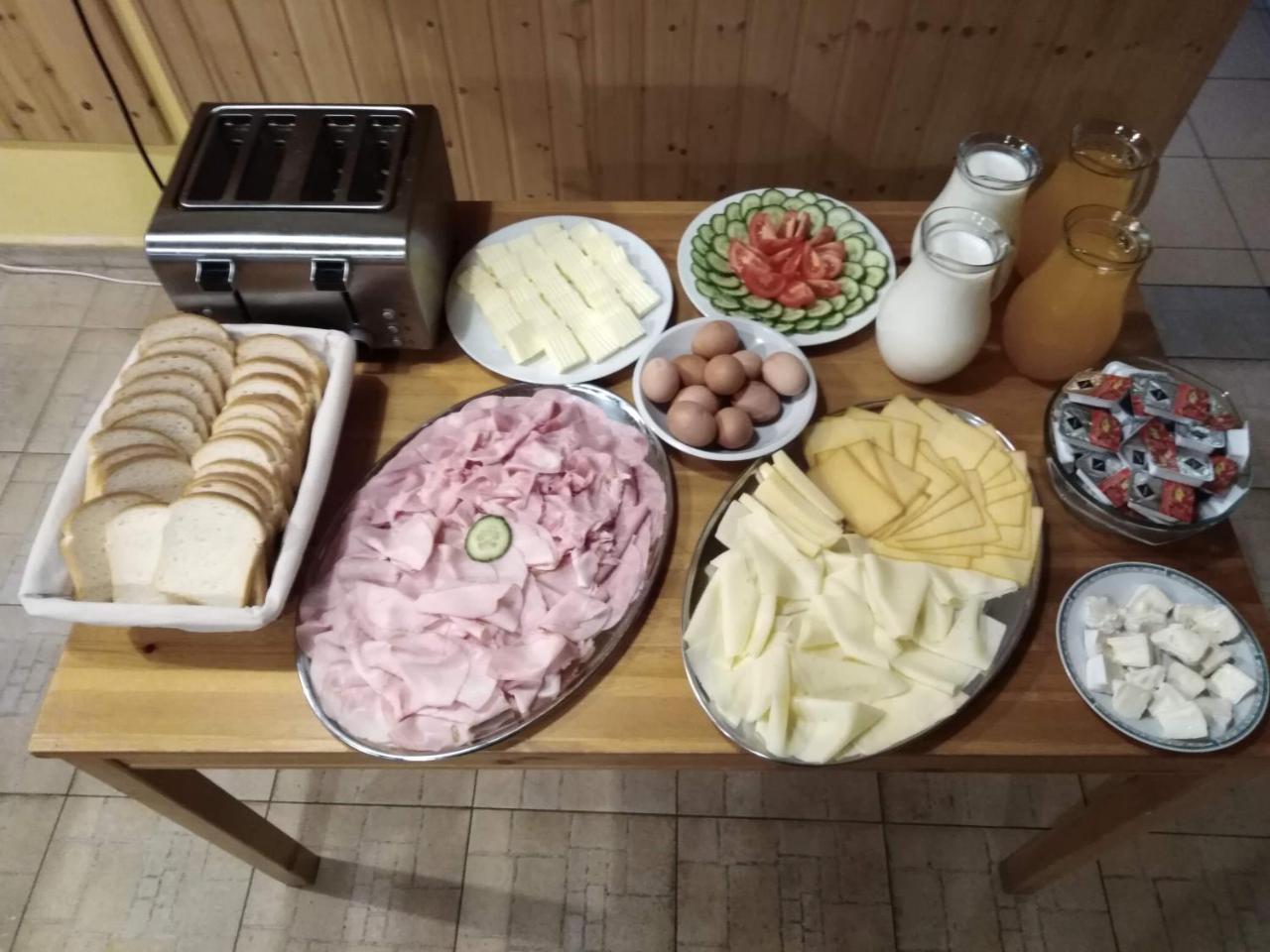 Penzion Snezenka Jiretin pod Bukovou Bagian luar foto